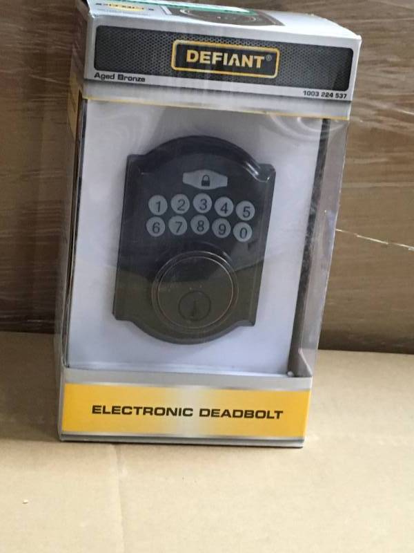 lot 11 image: Defiant Castle Aged Bronze Single Cylinder Electronic Keypad Deadbolt