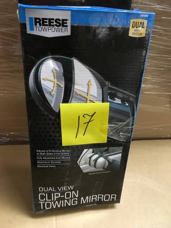 lot 17 image: Reese Towpower Premium Universal Towing Mirror not used