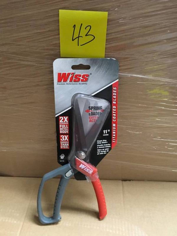 lot 43 image: Wiss Single Ring Shop Shears in good condition