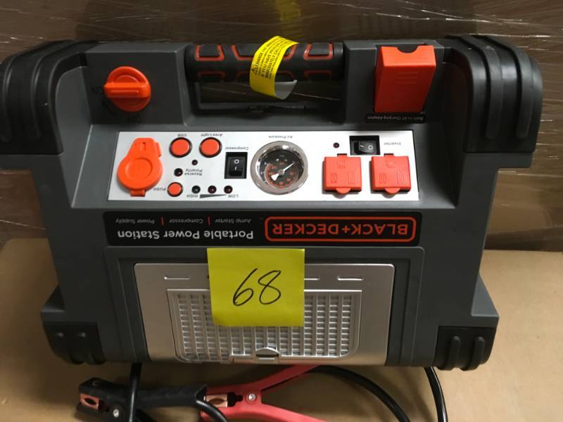 lot 68 image: BLACKDECKER 500-Watt Portable Power Station