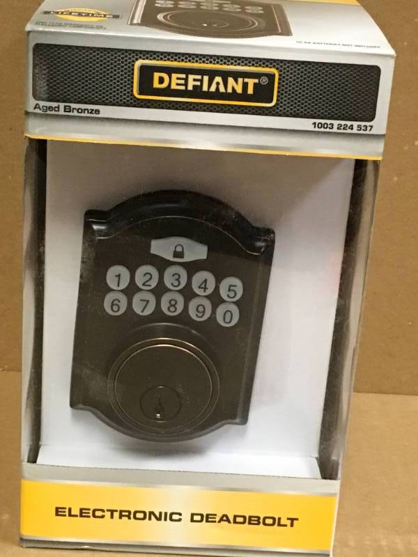lot 11 image: Defiant Castle Aged Bronze Single Cylinder Electronic Keypad Deadbolt not used