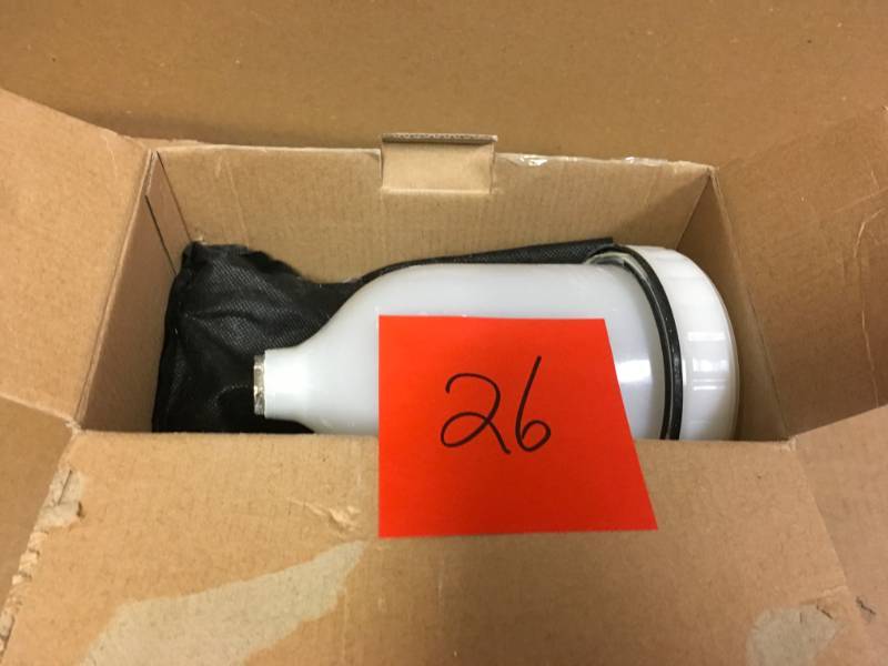 lot 26 image: Husky Gravity Feed HVLP Spray Gun in good working condition