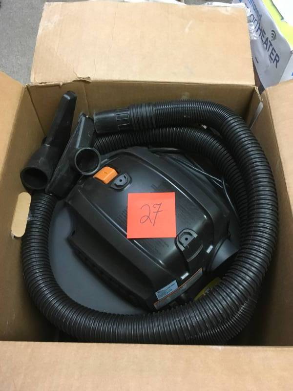 lot 27 image: RIDGID 9 Gal. 4.25-Peak HP NXT WetDry Vac USED in good working condition