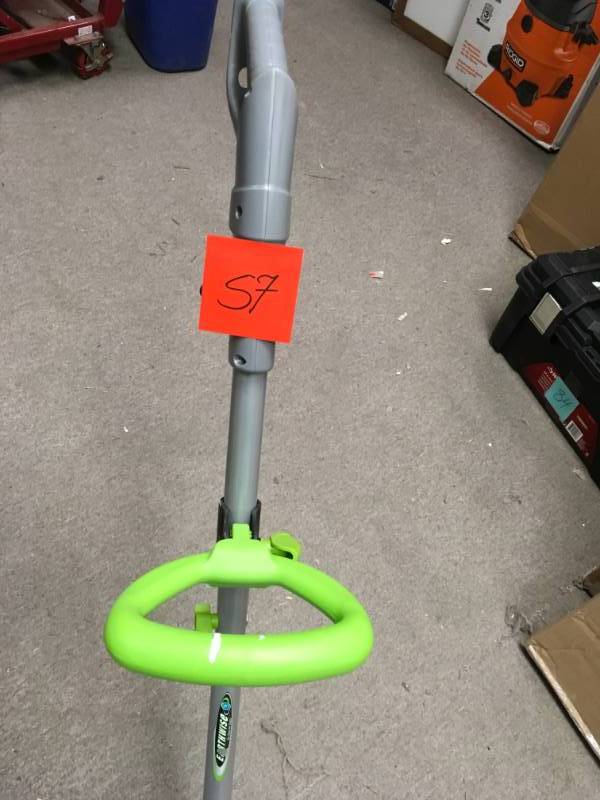 lot 57 image: Earthwise 16 in. 12 Amp Corded Electric Snow Shovel in good condition