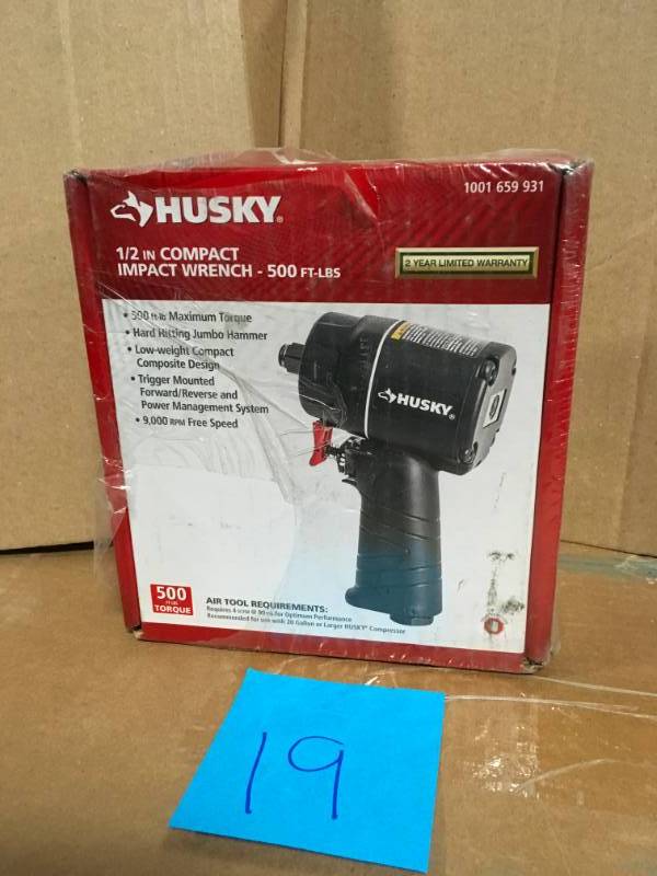 lot 19 image: Husky H4435 12 Compact Pneumatic Air Impact Wrench in very good condition