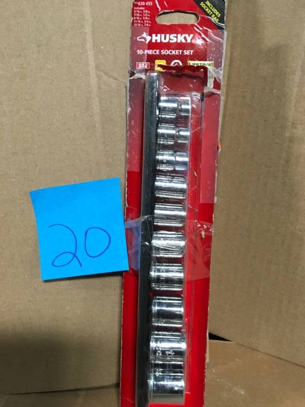 lot 20 image: Husky 38 in. Drive Standard SAE Socket Set (10-Piece) in very good condition