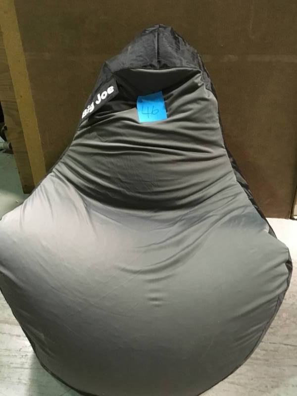 lot 46 image: Big Joe Warp Chair BlackDark Grey Spandex and SmartMax Bean Bag in very good condition
