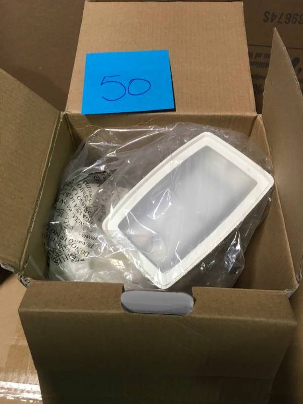 lot 50 image: FT1850LPCW Dusk to Dawn LED Outdoor Flood Light, White, 1050 Lumens in very good condition
