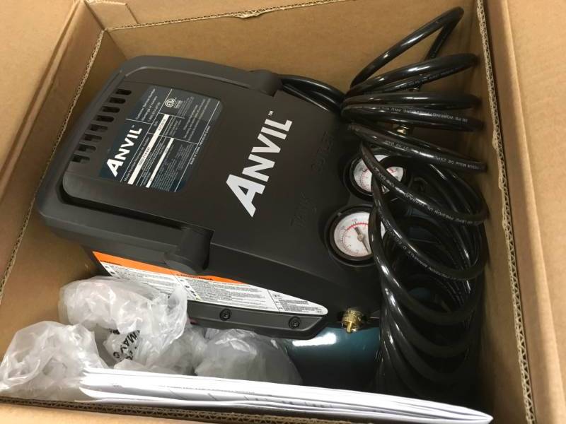 lot 13 image: Anvil 2 gal. Air compressor in working conditions