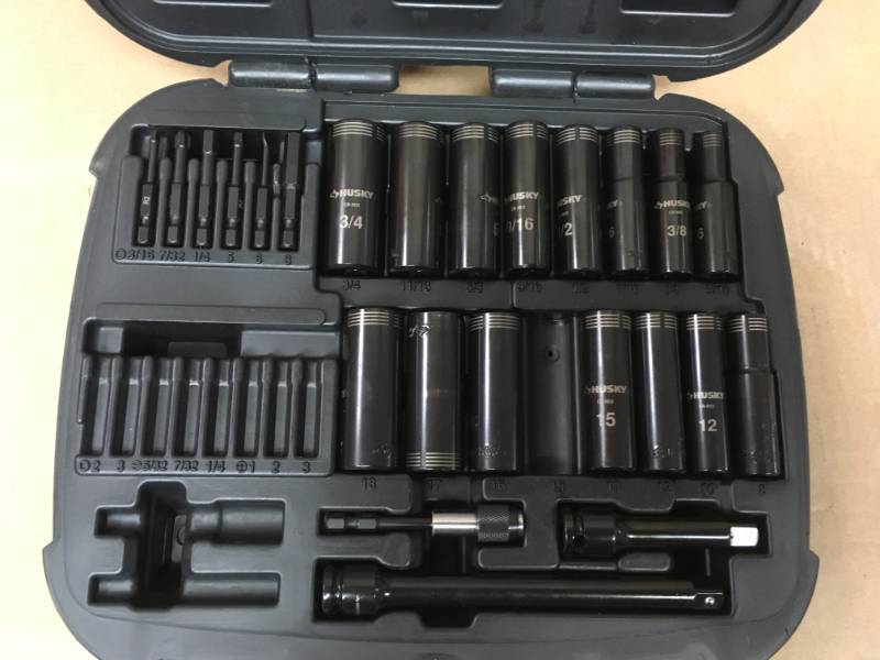 lot 40 image: Husky 35-Piece Thin Wall Impact Driver Socket Set MISSING PCS