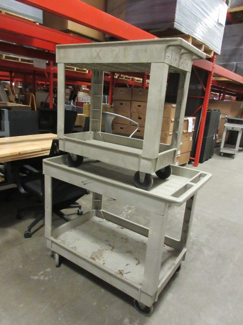 RUBBERMAID SERVICE CARTS