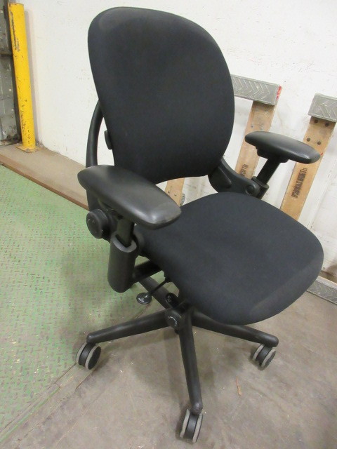STEELCASE HYDRAULIC OFFICE CHAIRS
