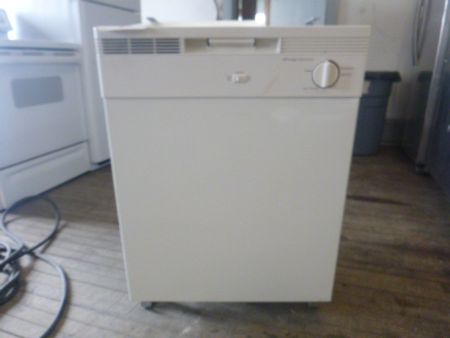 lot 7 image: Frigidaire Dishwasher