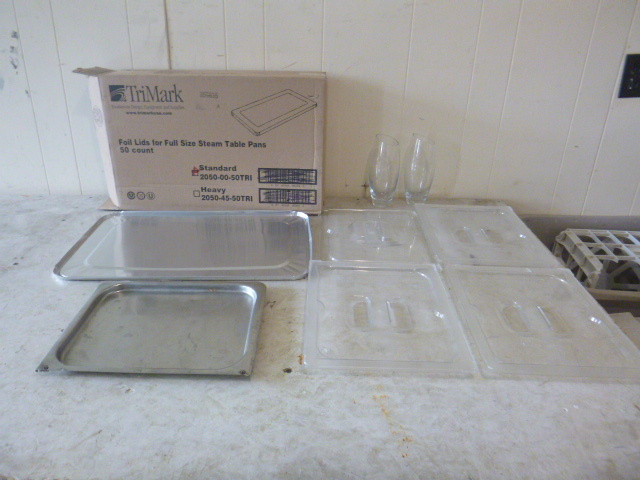 lot 15 image: Case of TriMark Foil Lids and Other Lids