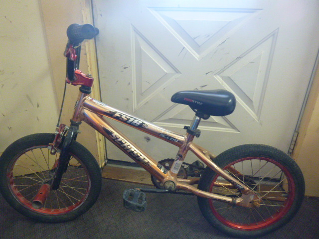 lot 35 image: Kent Schism FS16 Bicycle