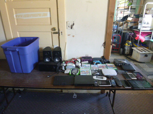 lot 46 image: Miscellaneous Electronics