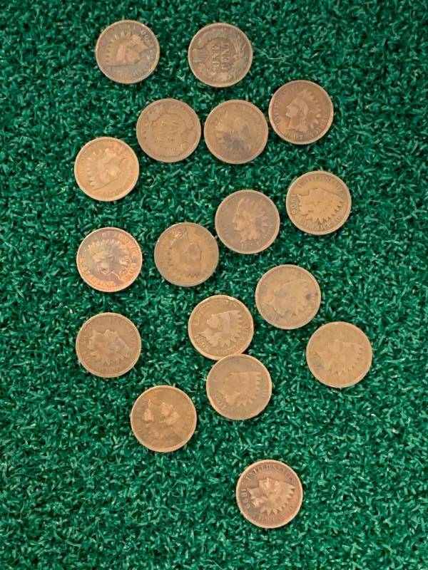 Lot of 17 Different Years of Indian Head Pennies