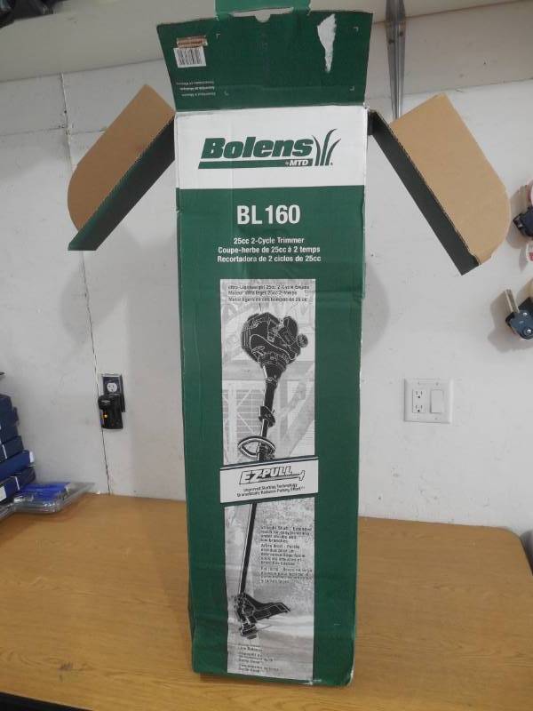 lot 32 image: Bolens 25-cc 2-cycle BL160 16-in Straight Shaft Gas String Trimmer