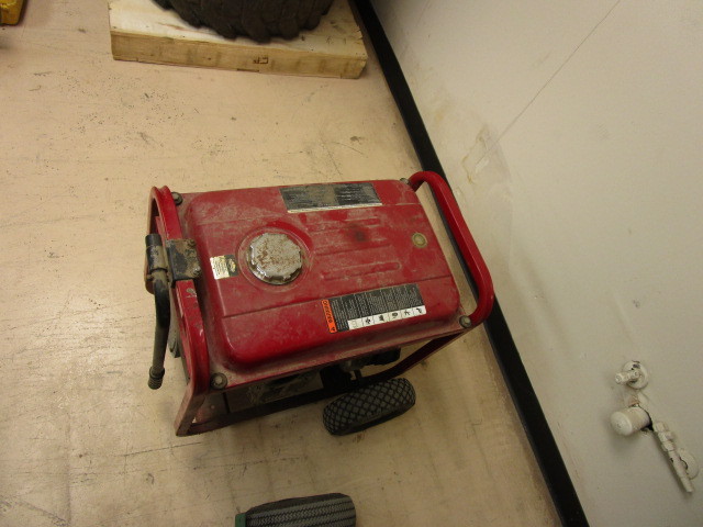 GAS GENERATOR