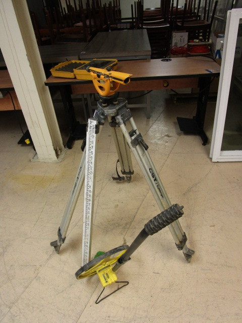 SURVEYING HEAD WITH STAND AND MEASURING WHEEL