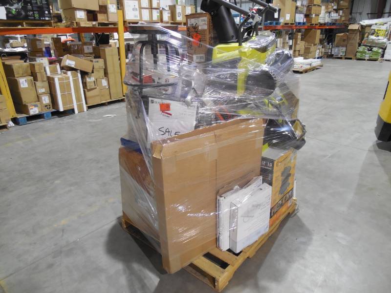 PALLET LOT OF GENERAL MERCHANDISE , TOOLS & HARDWARE