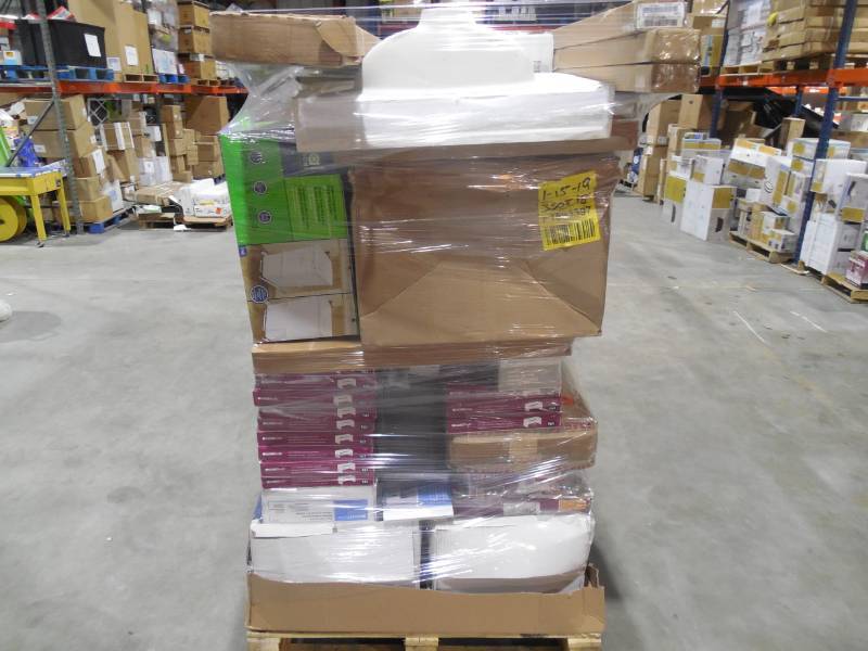 PALLET LOT OF GENERAL MERCHANDISE , TOOLS & HARDWARE