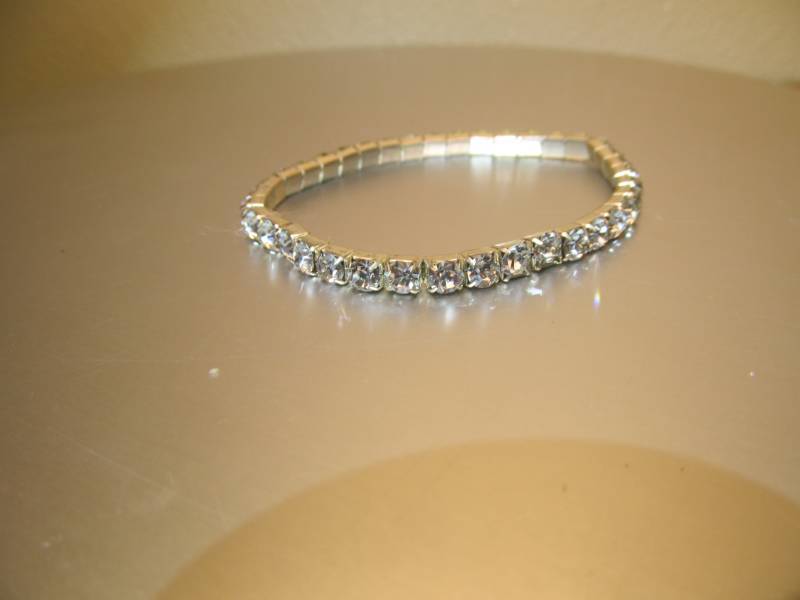 lot 45 image: jewelry