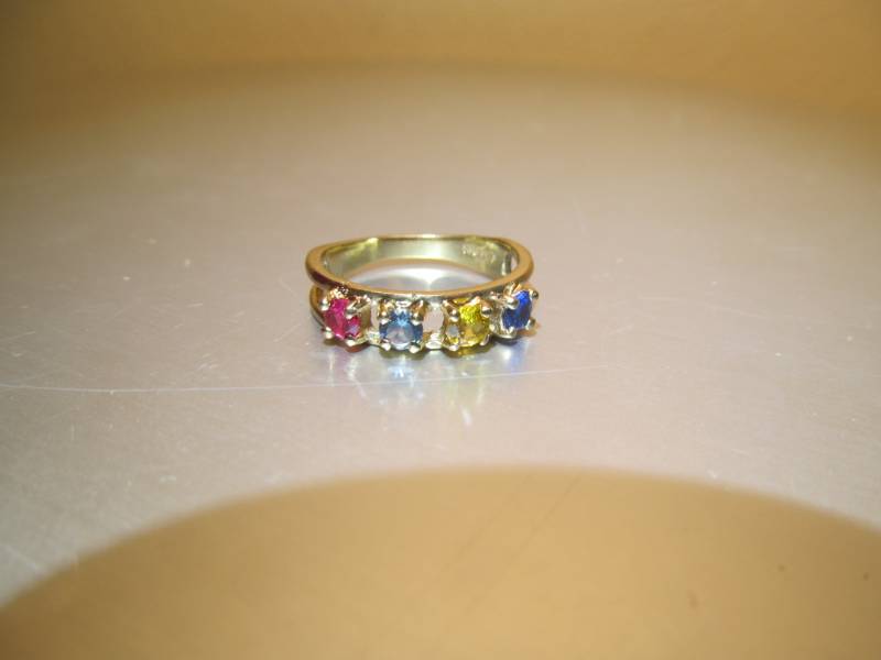 lot 71 image: jewelry
