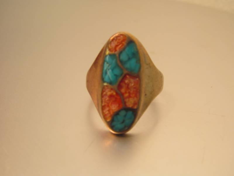 lot 88 image: vintage jewelry
