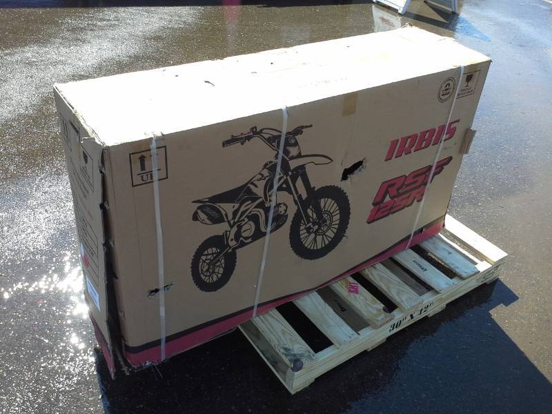 lot 701 image: 2017 Irbis 125R RSF Red & White Dirt Bike (New, in Box)