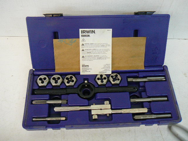 lot 43 image: Irwin 12pc Tap & Die Set