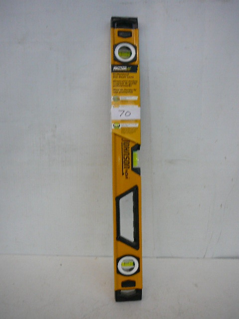 lot 70 image: 24 Box Beam Level Johnson