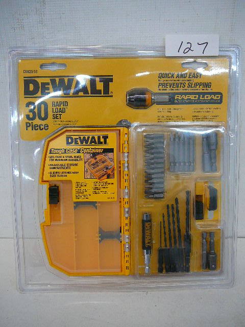 lot 127 image: DeWALT 30 Piece Rapid Load Set