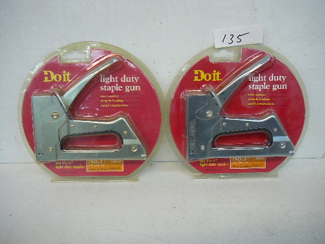 lot 135 image: Light Duty Staple Gun