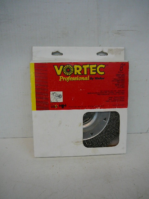 lot 200 image: 8 Crimped Wire Wheel
