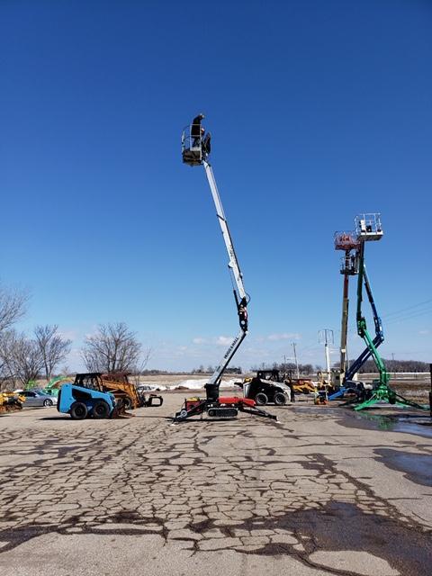 2011 Tuepen Leo Model 13GT Tracked IndoorOutdoor Electric Man Lift