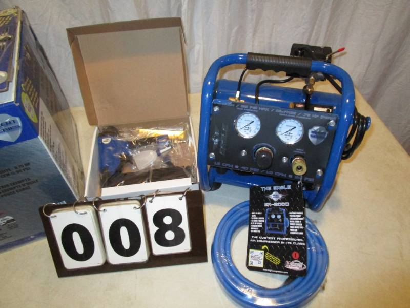 lot 8 image: Eagle Silent Series Air Compressor Kit