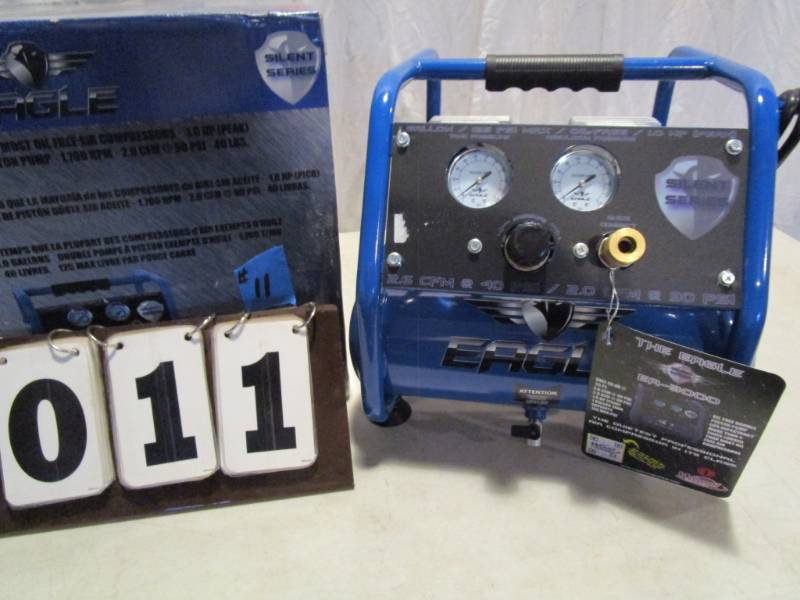 lot 11 image: Eagle Silent Series 1 Gallon Air Compressor