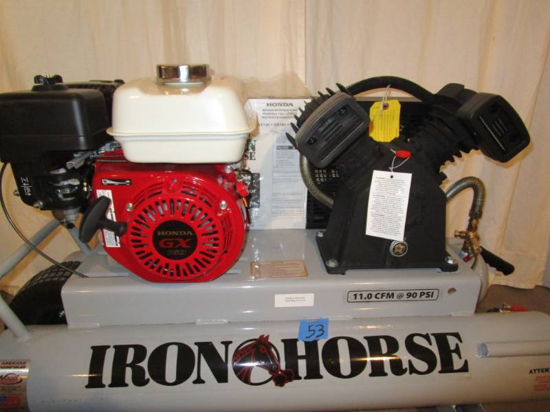 lot 53 image: Iron Horse Job Site 10 Gallon Air Compressor