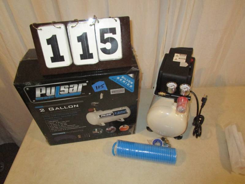 lot 115 image: Pulsar 2 Gallon Portable Air Compressor