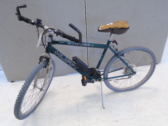 lot 2 image: 3 Bicycles