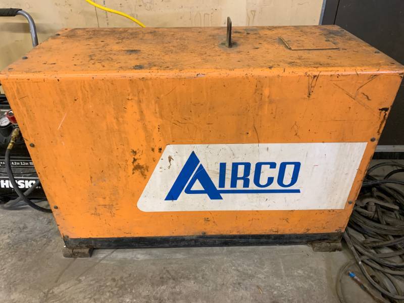 AIRCO 250 AMP TIG WELDER HELIWELDER