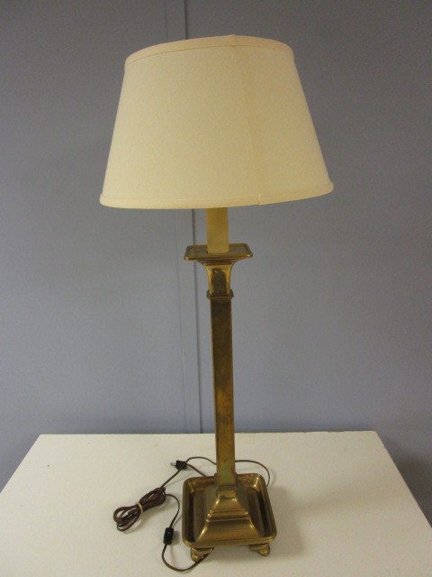 lot 516 image: CHAPMAN BRASS LAMPS