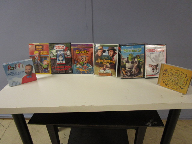 lot 535 image: VARIETY OF KIDS DVDS AND CDS