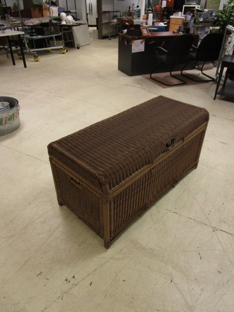 lot 410 image: WICKER CHEST