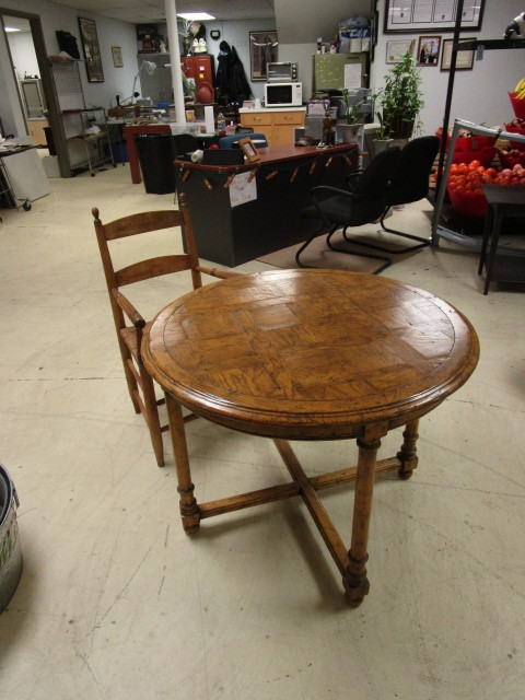 lot 425 image: WOODEN TABLE AND CHAIR