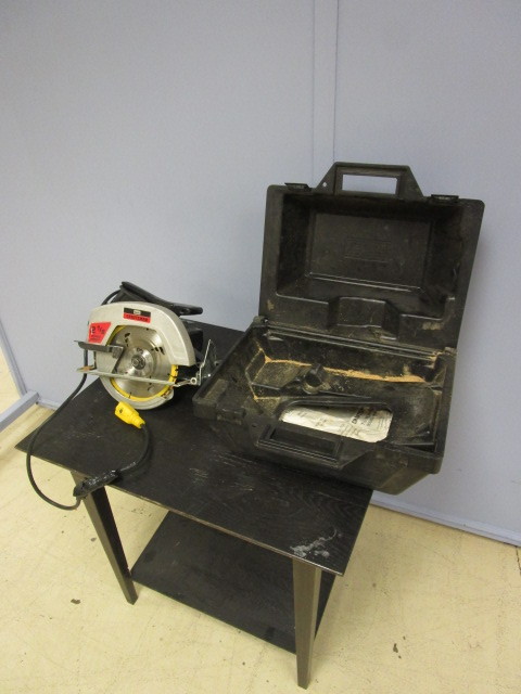 lot 467 image: CRAFTSMAN SERIES 2 18 HP CIRCULAR SAW