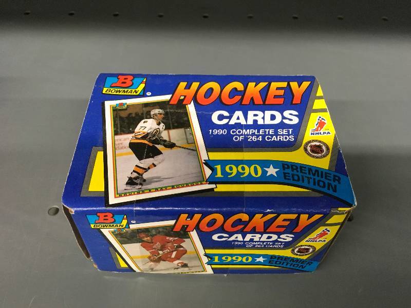 lot 122 image: 1990 Bowman NHL Card Set - Modano & Belfour Rookies