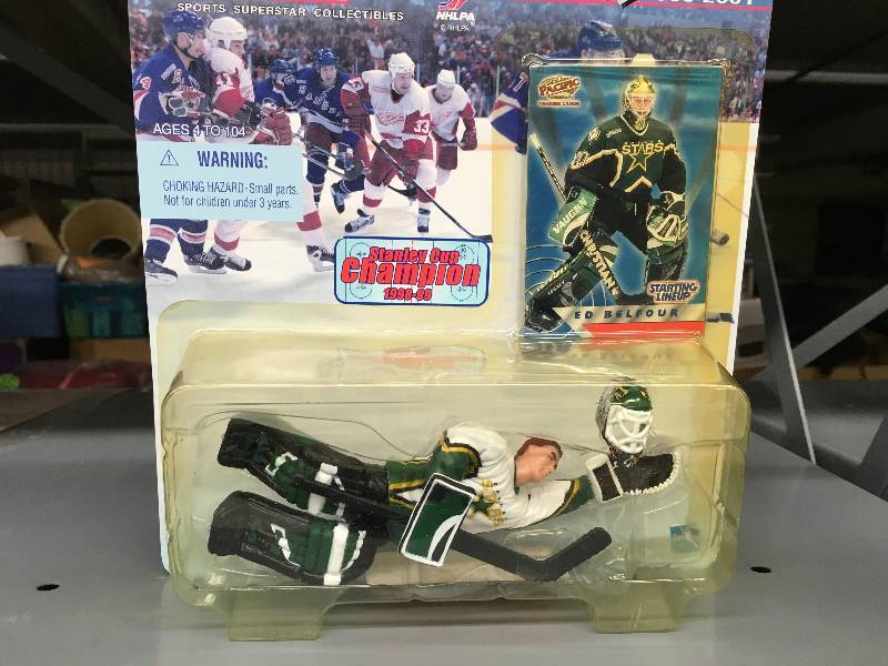 lot 129 image: NHL Starting Lineup Ed Belfour Figurine & card