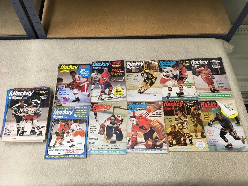 lot 136 image: Hockey Digest Magazines